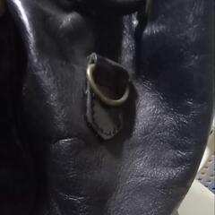 本革ハンドバックの画像