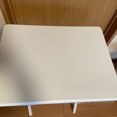 受付終了【3/10まで】折りたたみハイテーブルの画像