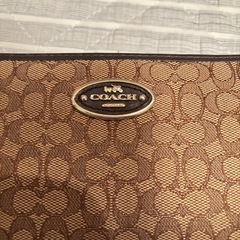COACH コーチ　長財布 ブラウン カードポケット付きの画像