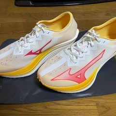 ミズノ ウェーブデュエルプロ　27cm 2km程使用　陸上　シュ...