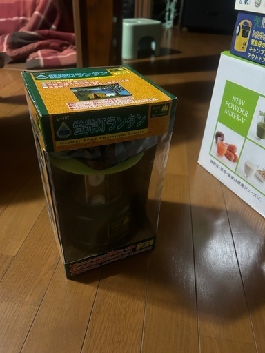 蛍光灯ランタン、懐中電灯