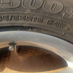 ﾒｰｶｰ不明 15ｲﾝﾁ 6.5j ｵﾌｾｯﾄ 35 4穴 PCD 100 ・114.3マルチ 195/55