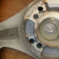 ﾒｰｶｰ不明 15ｲﾝﾁ 6.5j ｵﾌｾｯﾄ 35 4穴 PCD 100 ・114.3マルチ 195/55