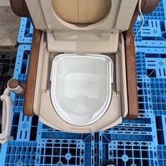 美品！温水洗浄便座　ポータルトイレ　　の画像