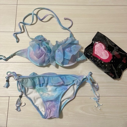 ビキニ ムラサキスポーツ