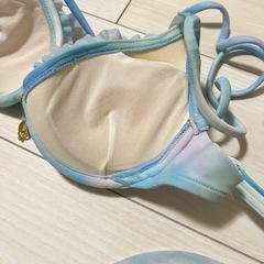 ビキニ ムラサキスポーツの画像