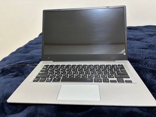ノートパソコン　バッテリー良好　ほぼ未使用品