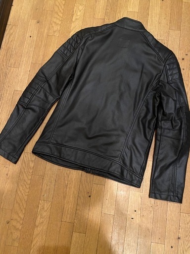 美品ZARAパテッドシングルレザーライダースブラックL
