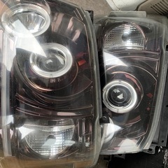 【現金】ハイエース用イカリングヘッドライトの画像