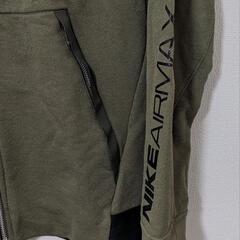 NIKE AIRMAX　ジップアップパーカーの画像