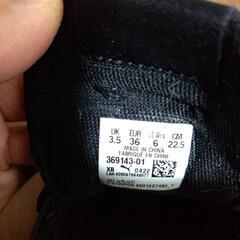 プーマ　PUMA　スニーカー　新品同様の画像