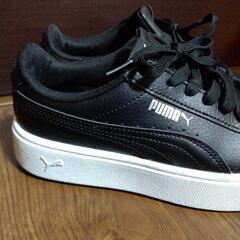 プーマ　PUMA　スニーカー　新品同様の画像