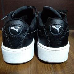 プーマ　PUMA　スニーカー　新品同様の画像