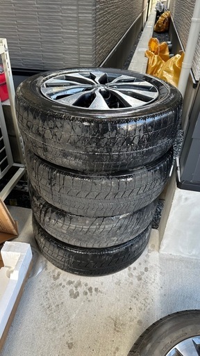 日産C27純正ホイール 195/65R16（タイヤ状態不良）