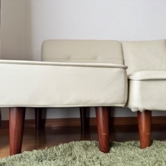 お洒落なオットマン付きソファ💕の画像