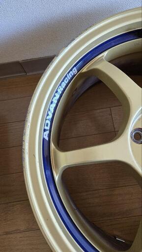 ADVANレーシング 17インチホイール２本