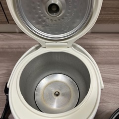炊飯器　タイガー　マイコン炊飯ジャー3合タイプの画像
