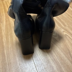 ロングブーツの画像