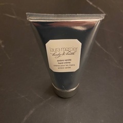 【新品・未開封】ローラメルシエ ハンドクリーム アンバーバニラ 50g