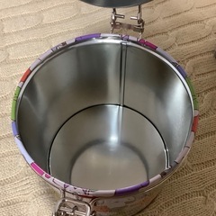 空缶　小物入れ　犬デザイン 骨型缶 円形缶　ワンコいっぱい　2個の画像