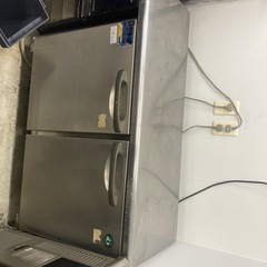 コールドテーブル冷凍庫