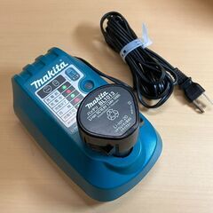 makita（マキタ）充電式クリーナ・スティックタイプ掃除機 CL102Dの画像