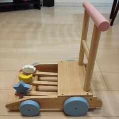 赤ちゃんのおもちゃ　カタカタ