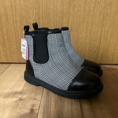 新品‼️ブーツ22㎝