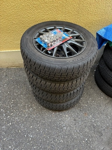 スタッドレス　ホイール　軽四用