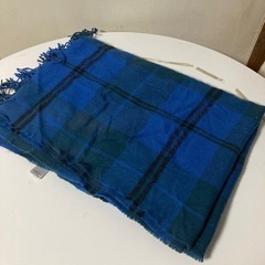 GU 青 チェック柄 マフラー