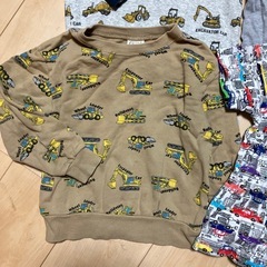 トレーナー120cm半袖Tシャツズボン130cmの画像