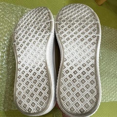 moz  スニーカー　Ｍサイズ
の画像