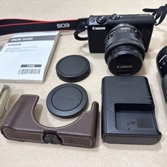 定価17万程のセット　CANON キャノン EOS M100 