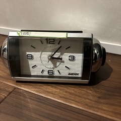 目覚まし時計