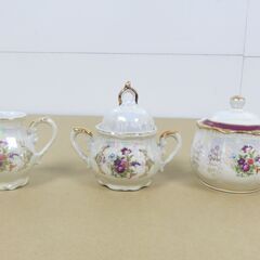 洋食器 金彩 カップ＆ソーサー シュガーポット ミルクポット まとめて 6点セット Sakura K.K CHINAの画像