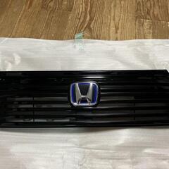 HONDA　現行ヴェゼル　新車取り外しグリル　