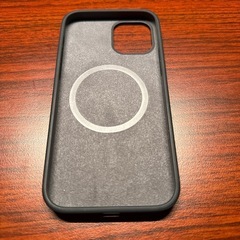 メーカー不明 iPhone 12 MagSafeマグネット付き充電ケースの画像