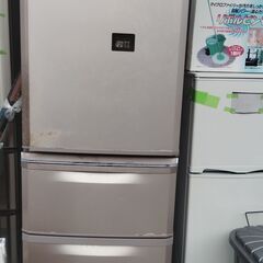 持ち帰り特化 三菱 冷蔵庫 370 L 2014年製 別館においてます
