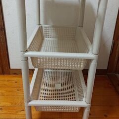 【終了】3段プラスチックラック可動式の画像