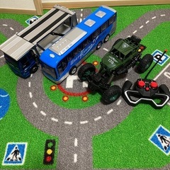 大きな車のおもちゃ3台　フリマ開催中！