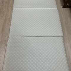 腰を支えるマットレス