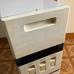 米ビツ(10kg〜15kg)の画像