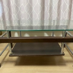 ガラステーブル