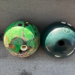 ボーリング球2個