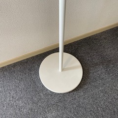 ハンガーラックの画像