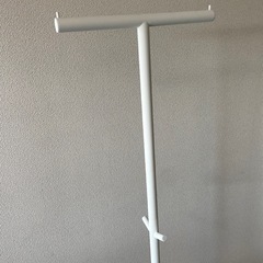ハンガーラックの画像