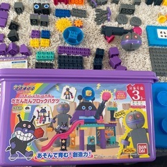 バイキンじょうも作れるだだんだんブロックバケツ