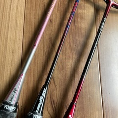 バトミントンラケット➕シャトルの画像