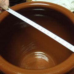 壺　かめ❓　梅干し　ぬか漬け　/　フタ付き　/　用途はご自由に！の画像