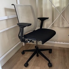 【お譲り先決定済】シンクチェア　steelcaseの画像